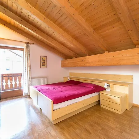 Cesa Crepa Neigra アパート