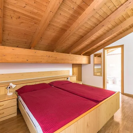 Cesa Crepa Neigra アパート *