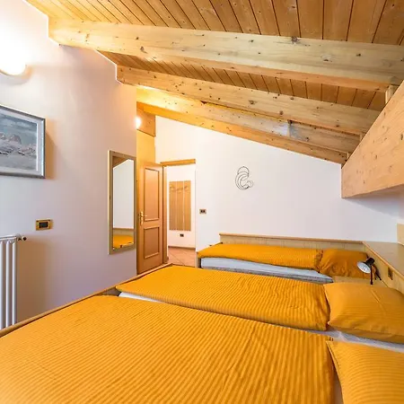 Cesa Crepa Neigra * カナツェーイ