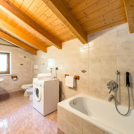 アパート Cesa Crepa Neigra カナツェーイ