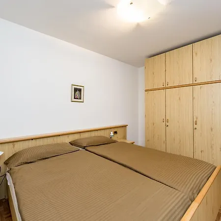 アパート Cesa Crepa Neigra カナツェーイ