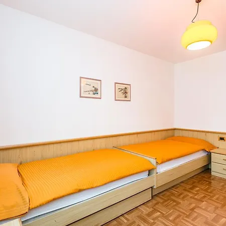 Cesa Crepa Neigra * カナツェーイ