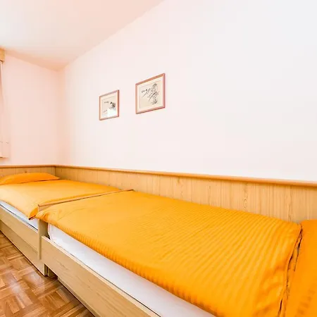 アパート Cesa Crepa Neigra