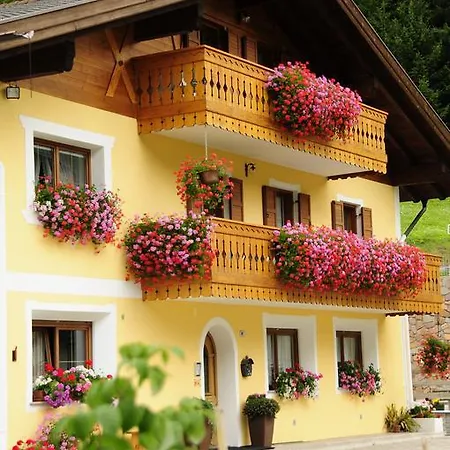 アパート Cesa Crepa Neigra