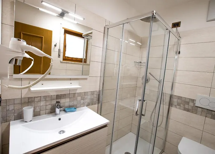 Cesa Crepa Neigra * Canazei